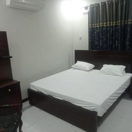 Ryazm Guest House Rawalpindi Luaran gambar