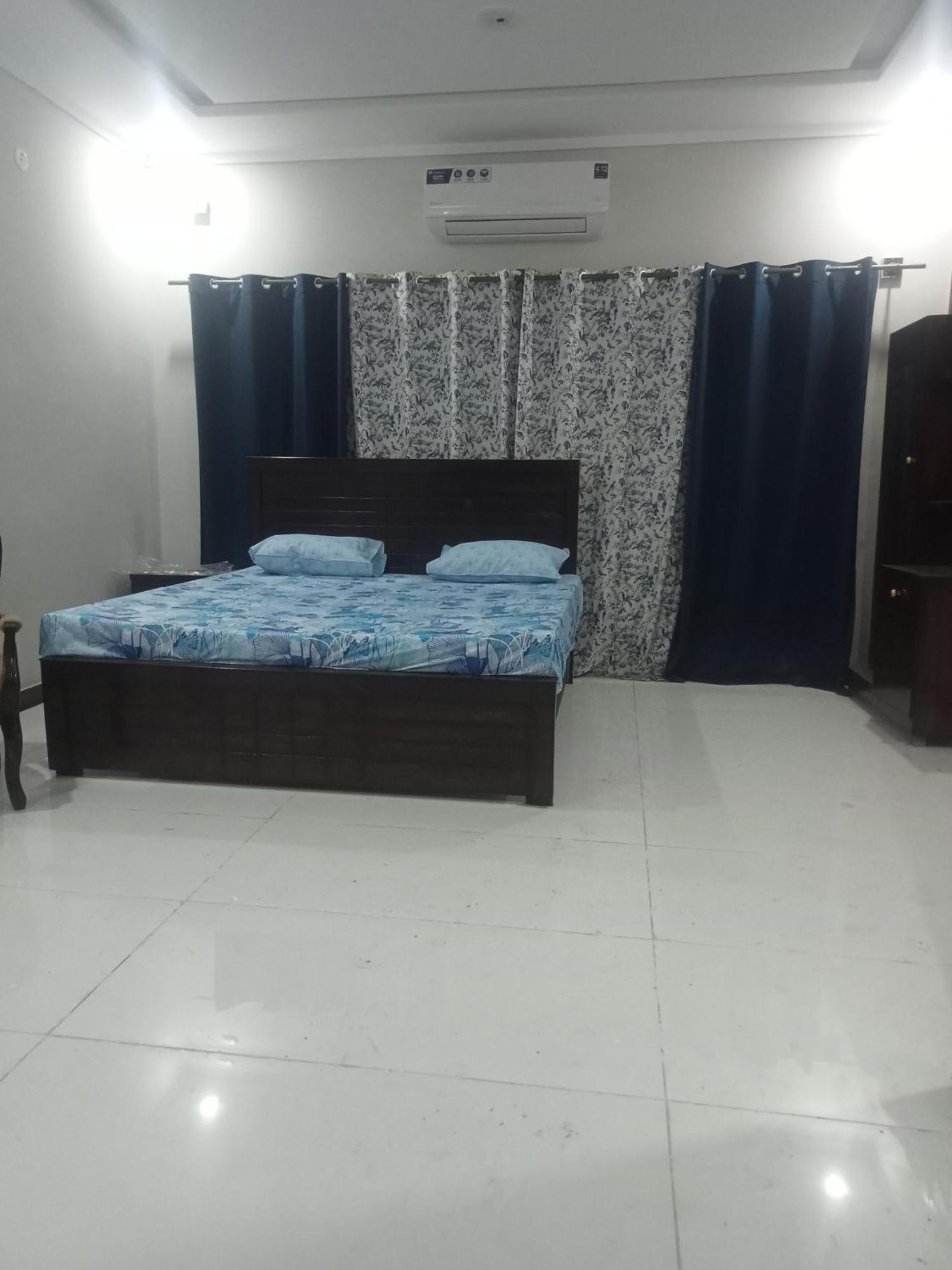 Ryazm Guest House Rawalpindi Luaran gambar